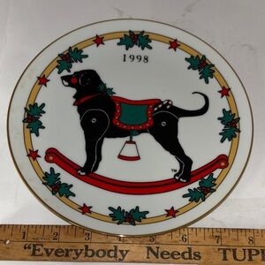 1998 The Black Dog Holiday Plate